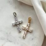 White stone pendant (SIlver style only)