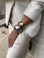 Onde Bracelet (Golden Tone) - Image 2